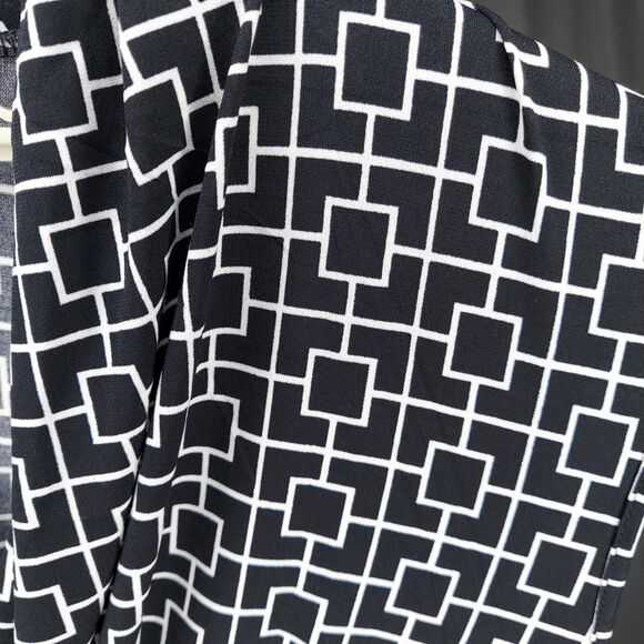 Love X Design Dress 4X Sleeveless Black Geometric Empire V-Neck Tie-Back Midi - Picture 3 of 11